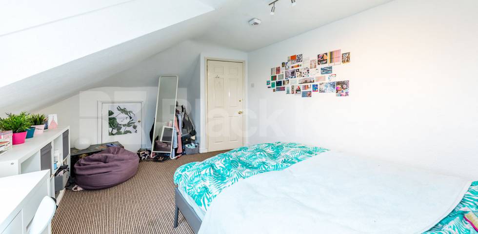 			3 Bedroom, 1 bath, 1 reception Flat			 Beacon Hill, Caledonian Road